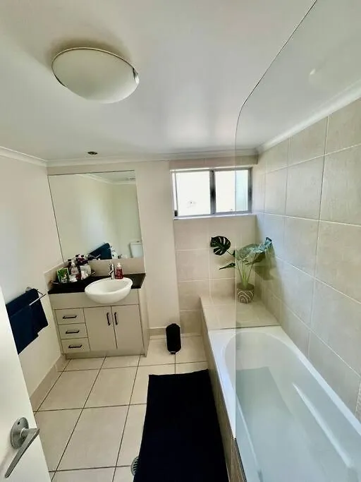 Apartment Resort Style Holiday Unit Trinity Beach Australia